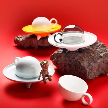 Креативна чашата за кафе с Блюдцем НЛО, чай, комплекти от Костен Порцелан, европейски чаени комплекти de tazas de cafe, Следобед чай, порцеланови чаши за кафе за дома